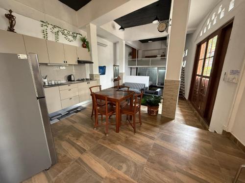 Anniwatta Apartment | Budget-Friendly Stay at D Lion Studio - Child Friendly