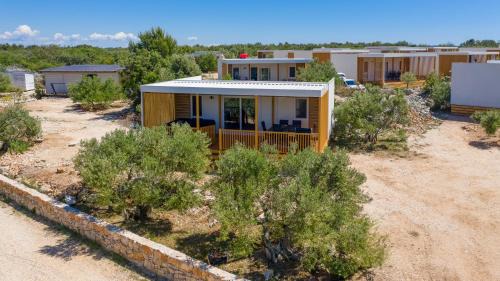 Betina Other | Oceanfront D&M Mobile Home: Pet-Friendly & Family Ready