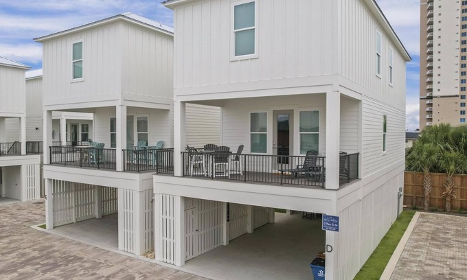 Gulf Shores Cottage | Discover D Place to Be at Pelican Place - Oceanfront Bliss