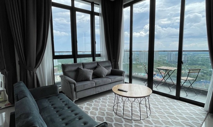 Gelang Patah Apartment | Family-Friendly D'pristine Condo Near Legoland - 10/10 Rating