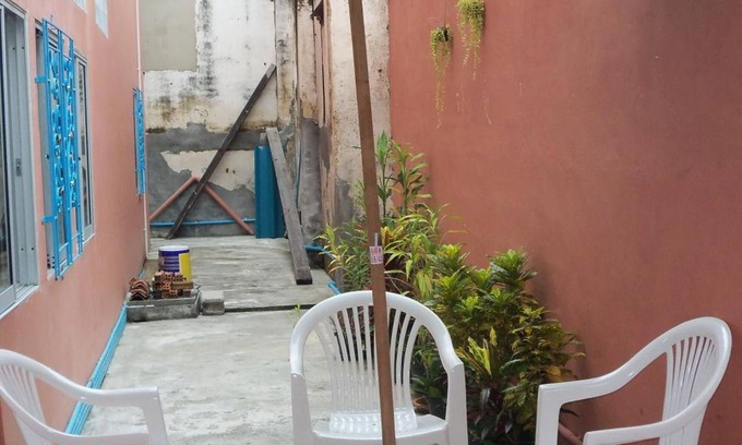 Old Phuket Town House | Budget-Friendly D's Corner & Guesthouse with Breakfast