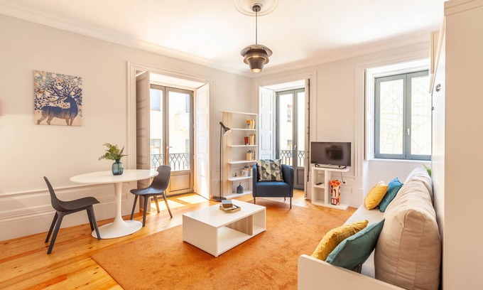 Uniao de Freguesias do Centro Apartment | Discover D&S - Palácio dos Princípes: Family-Friendly Stay