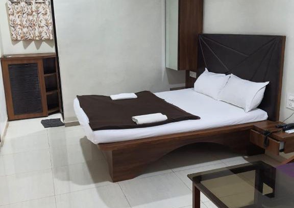 Palghar Resort | Relax at D Samudraa Beach Resort with Ocean Views & Pool
