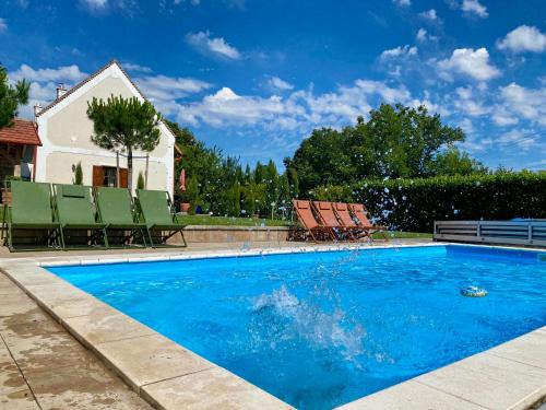 Dorgicse Apartment | Top-Rated D4 Apartments in Dörgicse with Oceanfront Views
