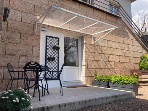 Ovest House | Family-Friendly Stay at DA ANNA Locazione Turistica