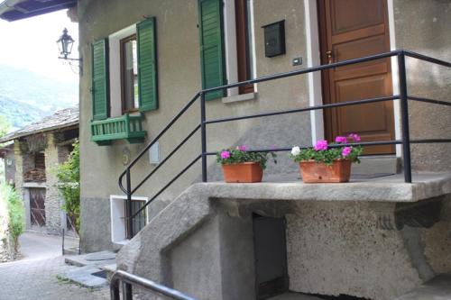 Plan D'introd Apartment | Family-Friendly Retreat at Da Soph - Highly Rated Stay!