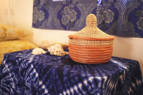 Brusubi Hotel | Budget-Friendly Dabo House with Pool and Breakfast