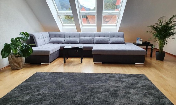 Landeck Apartment | Spacious Dachgeschoss-Apartment in Landeck, Rated 9.9/10