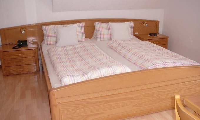 Mahring Apartment | Top-Rated Balcony Apartment with Spa and Breakfast Included