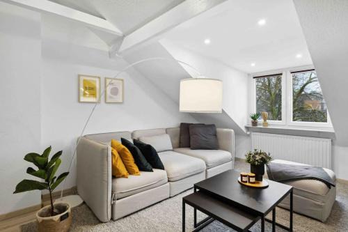 Ronsdorf Apartment | Pet-Friendly Retreat at Dachgeschosstraum Ronsdorf