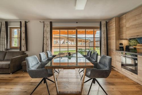 Russbach am Pass Gschuett Apartment | Family-Friendly Dachstein West Apartments with High Guest Ratings