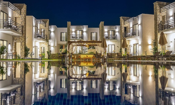 Datca Hotel | Top-Rated Dadya Bora Hotel with Pool & Family Amenities