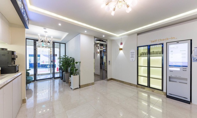 Jung-gu Hotel | Eco-Friendly Comfort at Daejeon Daeheung Hotel Danbam