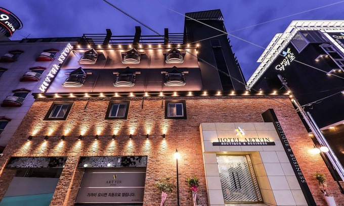 Daedeok-gu Hotel | Experience Daejeon Jungri Hotel Art Bin with Eco-Friendly Comfort