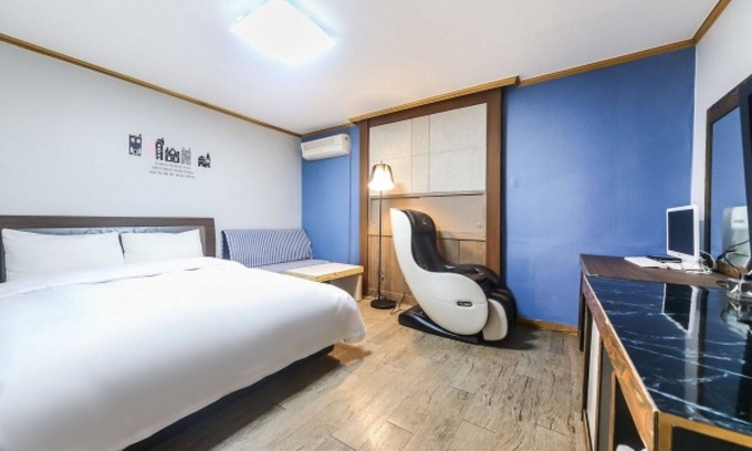 Daedeok-gu Hotel | Eco-Friendly Comfort at Daejeon Sintanjin Blue Hotel