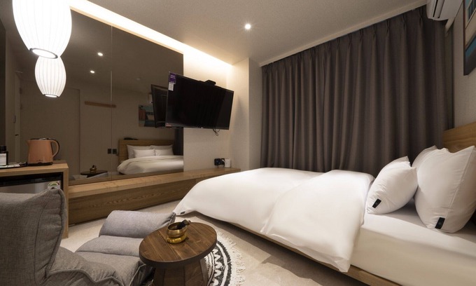 Dong-gu Hotel | Eco-Friendly Stay at Daejeon The Rest Knock In Hotel
