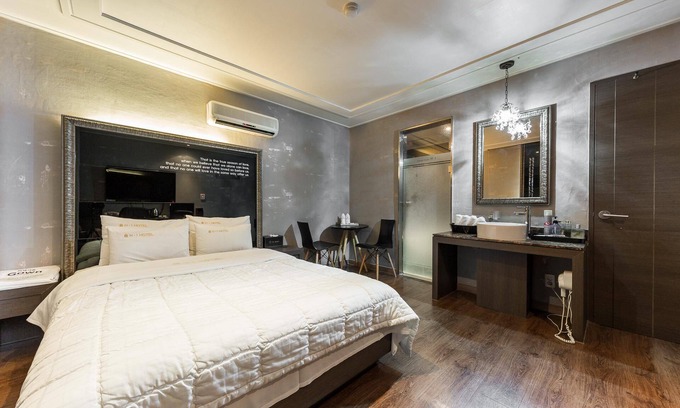 Dong-gu Hotel | Eco-Friendly Daejeon Yongun HI Hotel with Family Amenities
