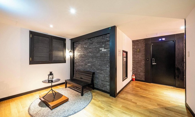 Bongmyeong-dong Hotel | Eco-Friendly Retreat at Daejeon Yuseong Hotel LOD 1
