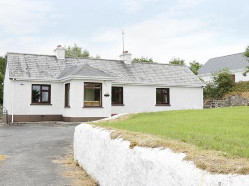 Grange House | Pet-Friendly Retreat at Daffodil Cottage - 4-Star Comfort