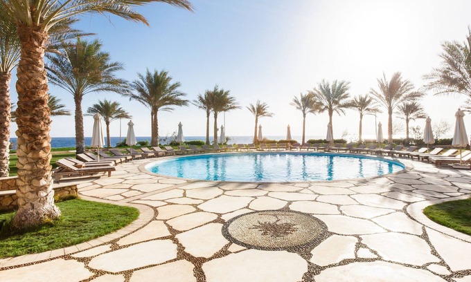 St. Catherine Hotel | Discover Dahab Paradise: Poolside Relaxation Awaits