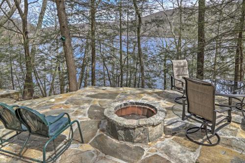 New Preston House | Charming New Preston Cottage with Dock and Lake Views