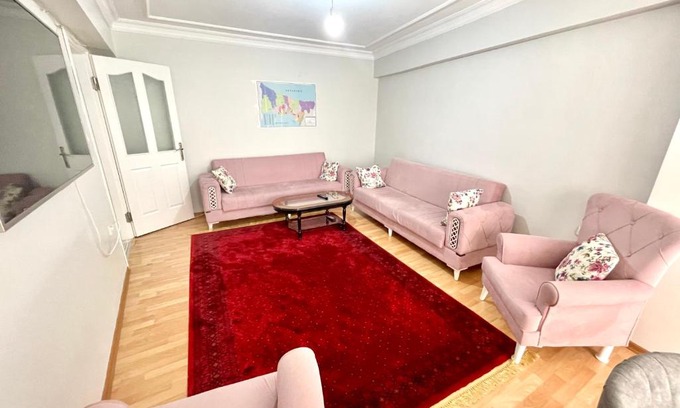 Zeytinburnu Apartment | Discover Family-Friendly Daire İstanbul nuripaşa Retreat