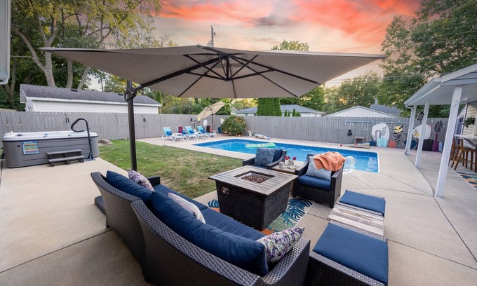 Normal House | Exclusive Oasis with Heated Pool, Hot Tub & Spa Amenities