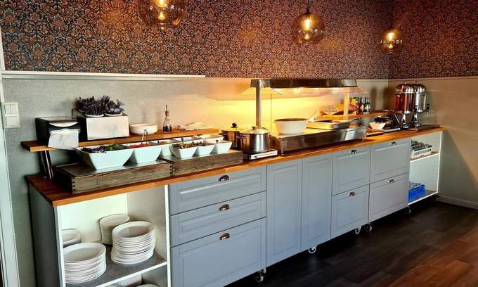 Dala-Jarna Hotel | Discover Dala-Järna Hotell: Family-Friendly with Dining Options