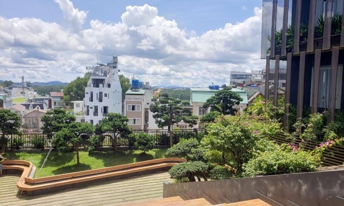Da Lat Apartment | Explore Dalat Center Residence: Central Location & Amenities
