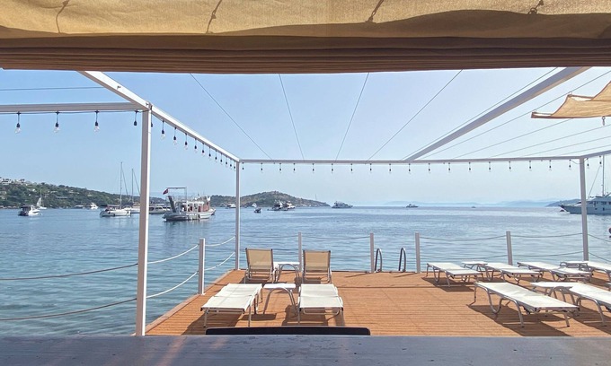 Golturkbuku Hotel | Experience Dalgıç Otel Türkbükü: Ocean View & Family-Friendly