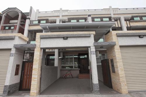 Taitung City Centre Bed & Breakfast | Pet-Friendly Retreat at Dali Moonlight B&B - Rated 9/10