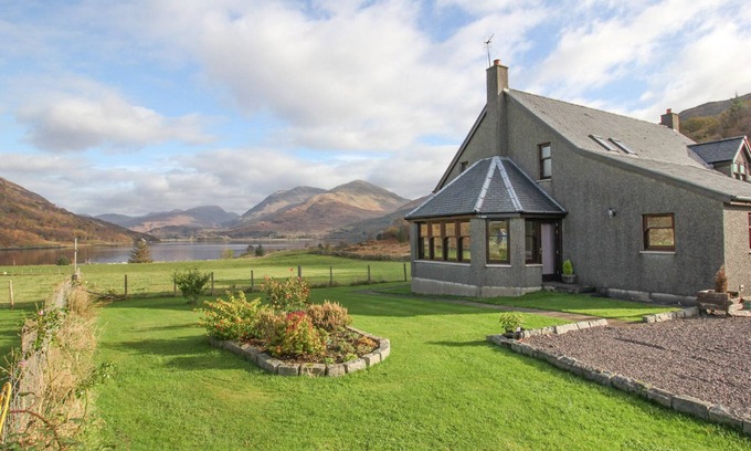 West Laroch House | Perfect Retreat at Dallachulish Lodge by Loch Creran