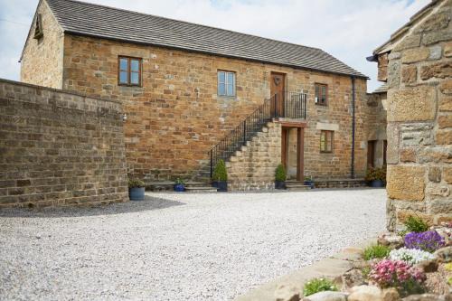 Lofthouse House | Elegant Dallow Hall Barns: Wheelchair Accessible Retreat