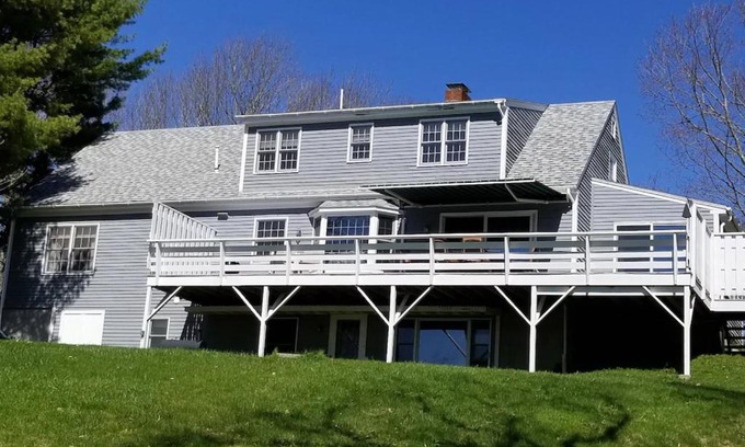 Damariscotta House | Family-Friendly Damariscotta River Retreat Getaway