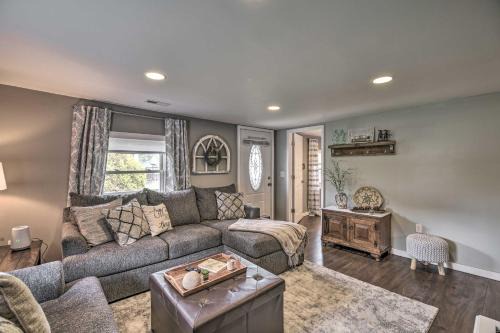 Damascus House | Top-Rated Damascus Cottage with Fire Pit Near Trails