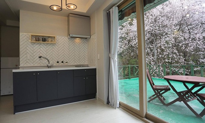 Damyang House | Eco-Friendly Retreat at Damyang Maple Pension, Rated 8/10