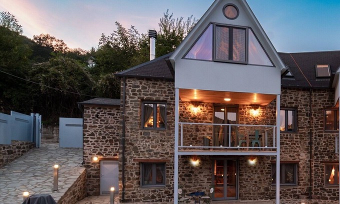 Karpenisi Ski Chalet | Enchanting Dandy Villas Karpenisi - Private Chalet Retreat