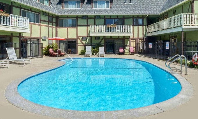 Solvang Hotel | Unique Danish Experience in Solvang with Pool and Spa Access