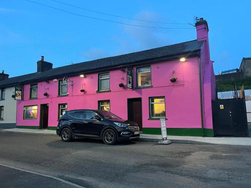 Broadford Hotel | Family-Friendly Stay at Danny's Bar Restaurant & Accommodation