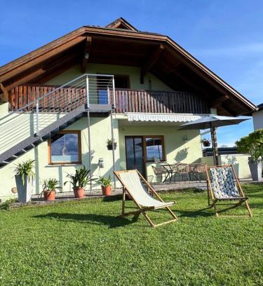 Schiefling am See Apartment | Exceptional Stay at Danny's Wörtherseeblick with Hot Tub
