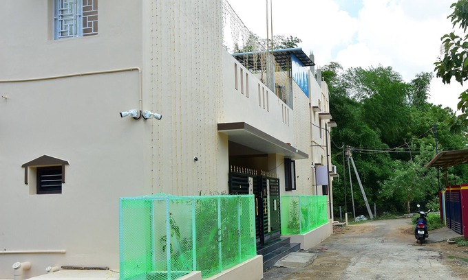Aduthurai Hotel | Danshika Temple Residency