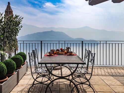 Parzanica Apartment | Dante