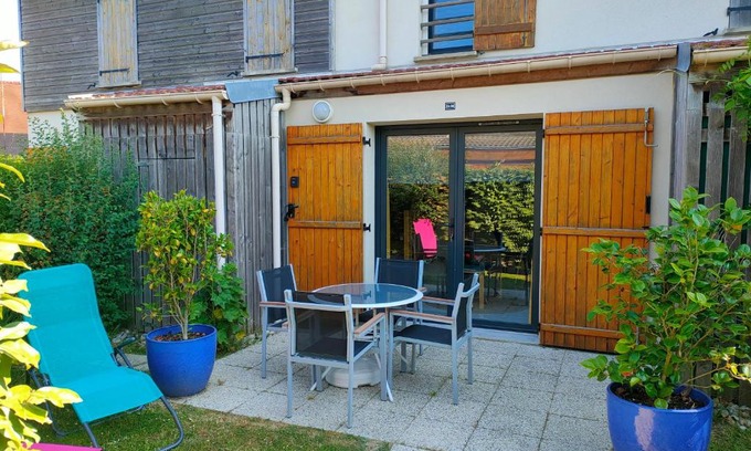 Le Crotoy House | Guest Favorite: DANTIN laurent - Child-Friendly Retreat