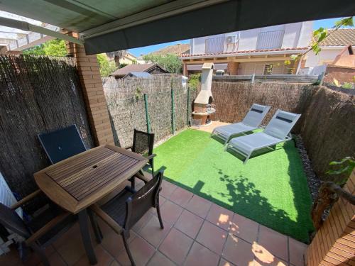 Mas Pinell House | Family-Friendly Stay at Daró 3DB115 Mas Pinell with Ocean Views