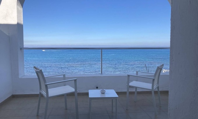 La Marsa House | Adults Only Retreat at Dar Corniche La Marsa - Rated 9.8