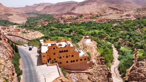 Bou Tharar Bed & Breakfast | Top-Rated Dar Essyaha: Family-Friendly & Pet Welcoming