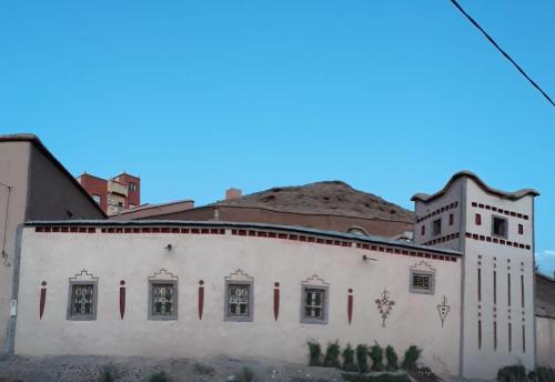 Ait Ouassif House | Explore Dar Laayoune: Family and Pet-Friendly Retreat