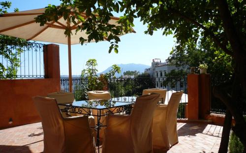 Chefchaouen House | Inviting Stay at Dar Rass El Maa with Hot Tub & Breakfast