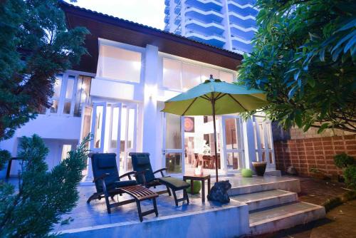 Bang Kao Villa | Relaxing Retreat at Dar's Haven Cha-Am with Ocean Views