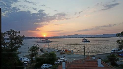 Kilitbahir Koyu House | Discover Dardanelles1915: Pet-Friendly Oceanfront Escape
